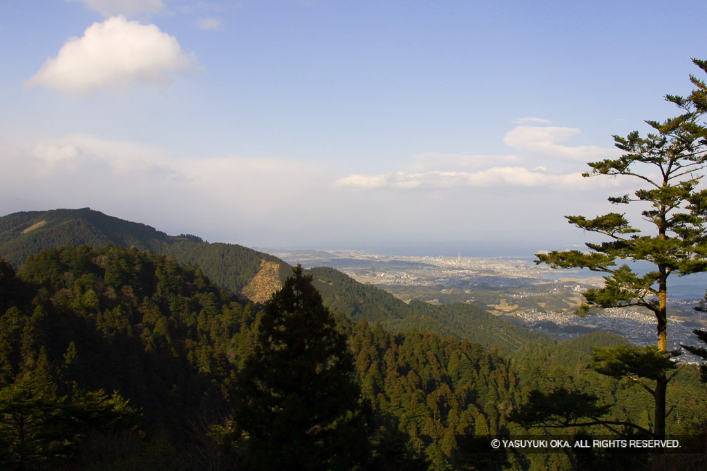 比叡山延暦寺から琵琶湖を望む