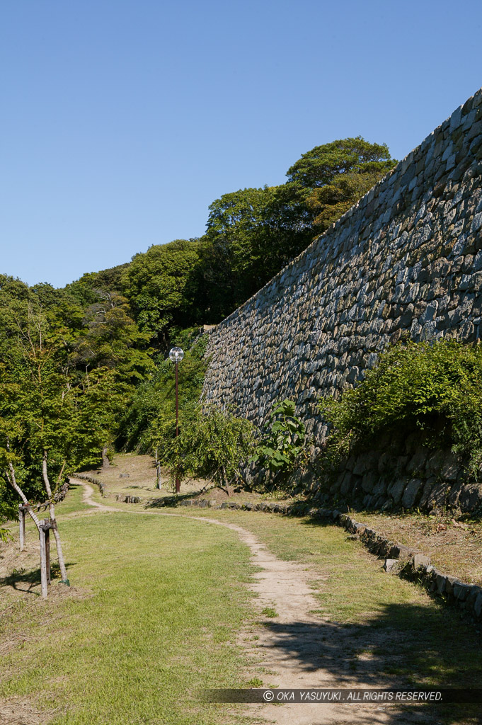 二の丸北側の石垣