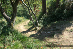 芥川山城の主郭虎口|高解像度画像サイズ:6000 x 4000 pixels|写真番号:IMG_6832|撮影:Canon PowerShot G1 X Mark III