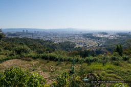芥川山城主郭より高槻市内を望む|高解像度画像サイズ:5591 x 3727 pixels|写真番号:IMG_6838|撮影:Canon PowerShot G1 X Mark III