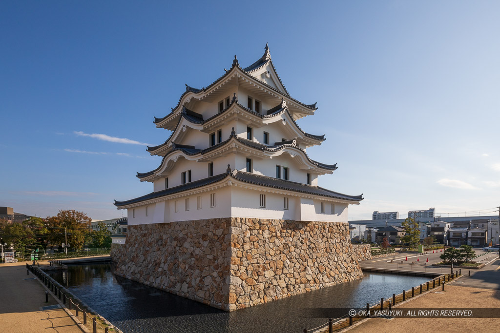 尼崎城再建天守