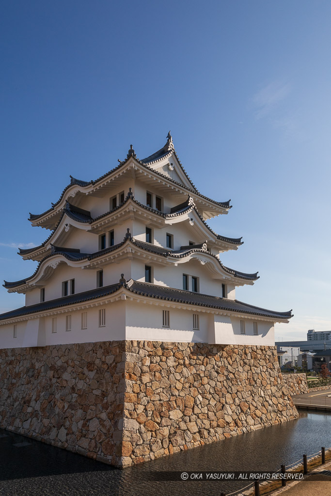 尼崎城再建天守