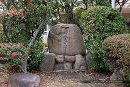 尼崎城本丸天守跡石碑｜高解像度画像サイズ：8192 x 5464 pixels｜写真番号：344A9428｜撮影：Canon EOS R5