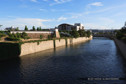 尼崎城西の外堀・庄下川・2006年|高解像度画像サイズ:4992 x 3328 pixels|写真番号:VJ7Z6720|撮影:Canon EOS-1Ds Mark II