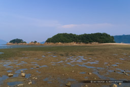 甘崎城の海割れ 大潮の干潮時｜高解像度画像サイズ：2160 x 1440 pixels｜写真番号：127-2743_IMG｜撮影：Canon EOS D30