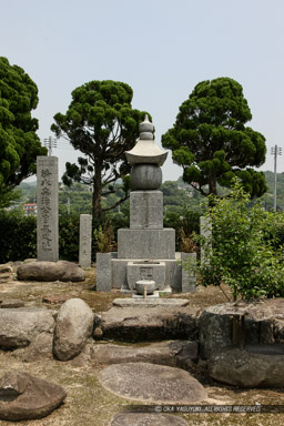 清水宗治自刃の地｜高解像度画像サイズ：3586 x 5379 pixels｜写真番号：1P3J6436｜撮影：Canon EOS-1Ds Mark III