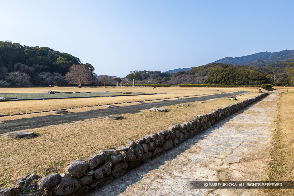 堀跡と東脇殿跡