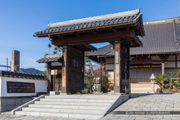 明覚寺山門（福知山城移築城門）｜高解像度画像サイズ：6415 x 4277 pixels｜写真番号：5D4A8071｜撮影：Canon EOS 5D Mark IV