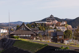 明覚寺と福知山城｜高解像度画像サイズ：6720 x 4480 pixels｜写真番号：5D4A8087｜撮影：Canon EOS 5D Mark IV