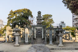 水野勝成の墓 | 高解像度画像サイズ：8192 x 5464 pixels | 写真番号：344A5790 | 撮影：Canon EOS R5