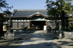 御香宮神社拝殿・伏見城遺構｜高解像度画像サイズ：4064 x 2704 pixels｜写真番号：100-0286S53B｜撮影：Canon EOS-1DS