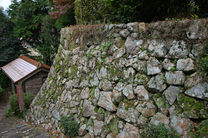 巌倉寺石垣