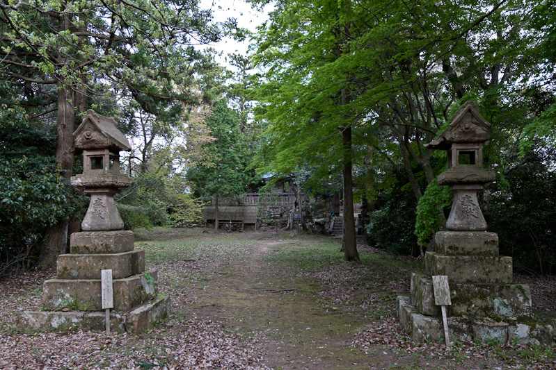 勝日高守神社・本丸