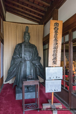 豊臣秀次銅像原型・瑞龍寺｜高解像度画像サイズ：4480 x 6720 pixels｜写真番号：5D4A6295｜撮影：Canon EOS 5D Mark IV