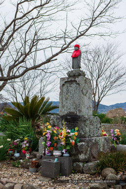 ほねかみ地蔵｜高解像度画像サイズ：3262 x 4893 pixels｜写真番号：VJ7Z1229｜撮影：Canon EOS-1Ds Mark II