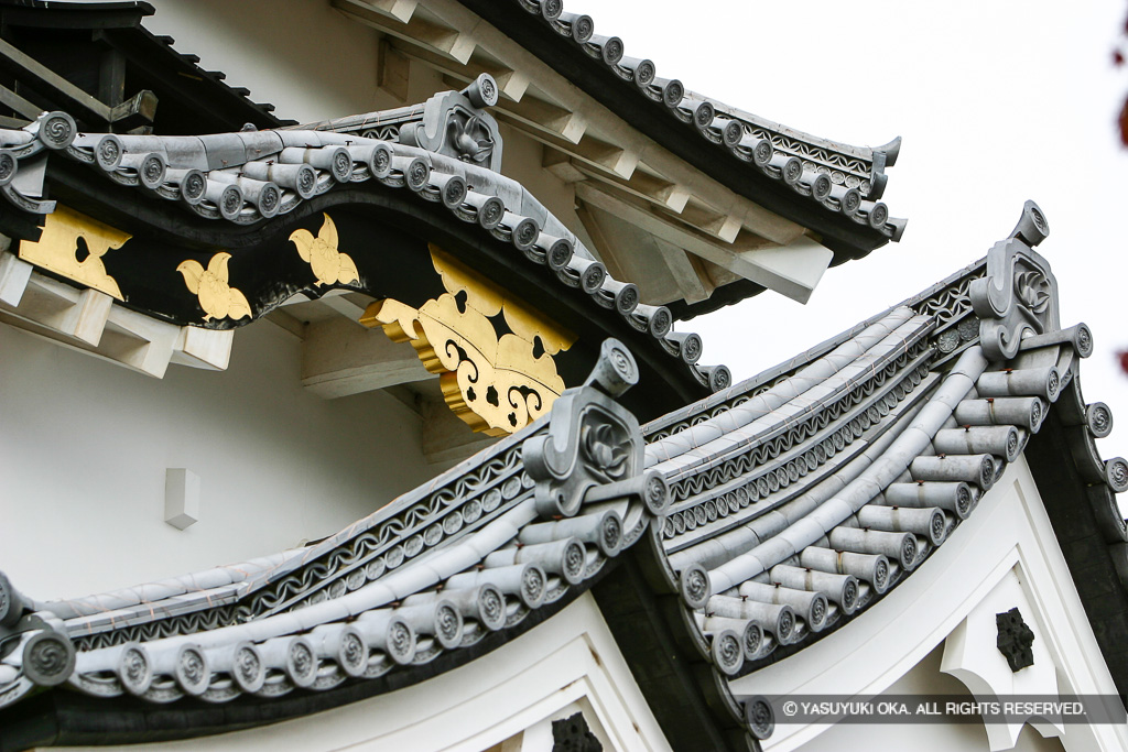 天守の千鳥破風・唐破風
