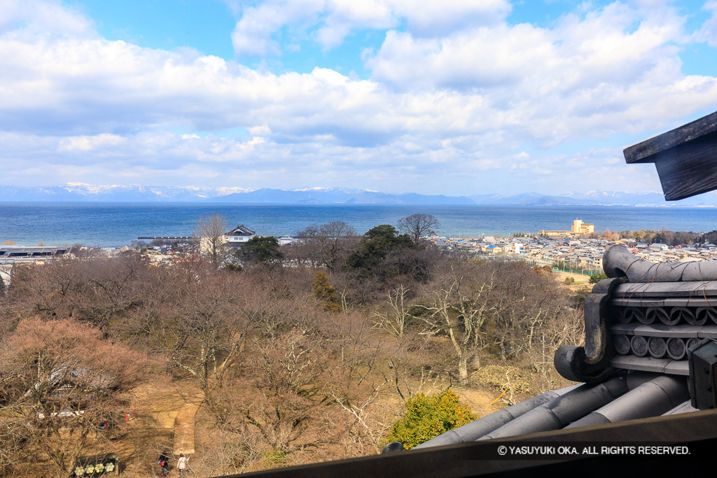 天守から琵琶湖を望む