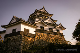 天守の夕暮 | 高解像度画像サイズ：2937 x 1958 pixels | 写真番号：260-6023_IMG | 撮影：Canon EOS D60