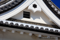 天守の妻戸 | 高解像度画像サイズ：8489 x 5659 pixels | 写真番号：5DSA3771 | 撮影：Canon EOS 5DS