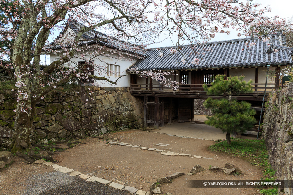 太鼓門櫓・城内側から