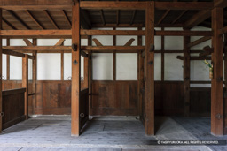 馬屋内部 | 高解像度画像サイズ:5616 x 3744 pixels | 写真番号:1P3J1327 | 撮影:Canon EOS-1Ds Mark III