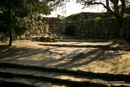 太鼓門櫓から本丸虎口 | 高解像度画像サイズ：4992 x 3328 pixels | 写真番号：VJ7Z6818 | 撮影：Canon EOS-1Ds Mark II