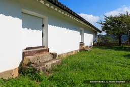 西の丸三重櫓 | 高解像度画像サイズ：4992 x 3328 pixels | 写真番号：VJ7Z6893 | 撮影：Canon EOS-1Ds Mark II