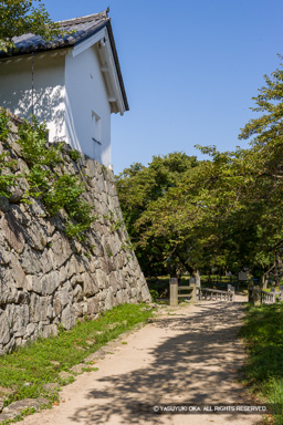 枡形虎口・西の丸 | 高解像度画像サイズ：3300 x 4950 pixels | 写真番号：VJ7Z6897 | 撮影：Canon EOS-1Ds Mark II