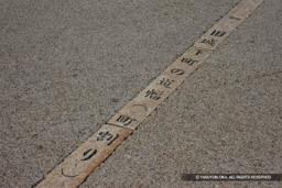 町割の延べ石 | 高解像度画像サイズ：5616 x 3744 pixels | 写真番号：1P3J4428 | 撮影：Canon EOS-1Ds Mark III