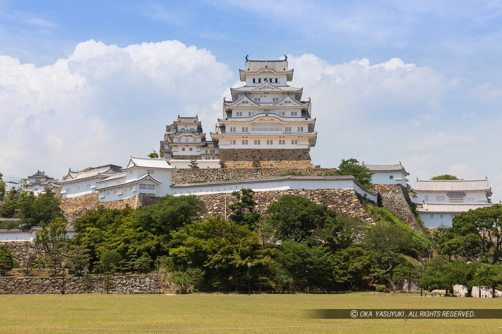 夏の姫路城