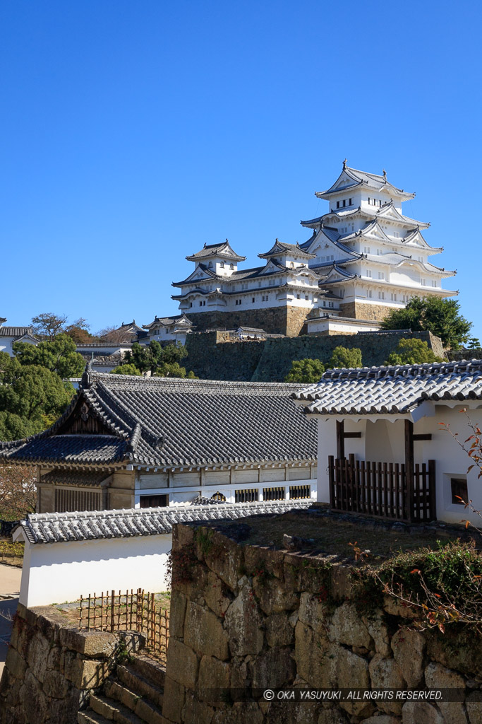 姫路城西の丸から天守を望む