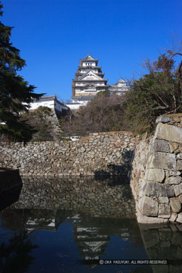 喜斎門跡付近から観た姫路城大天守東面|高解像度画像サイズ:3285 x 4927 pixels|写真番号:VJ7Z0616|撮影:Canon EOS-1Ds Mark II