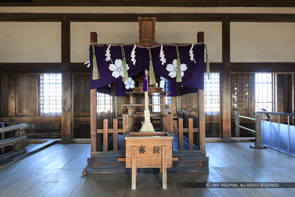 大天守・最上階・刑部神社
