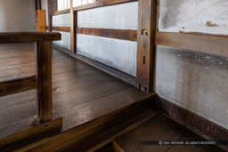 手摺りのほぞ穴｜高解像度画像サイズ：6032 x 4021 pixels｜写真番号：5D4A4931｜撮影：Canon EOS 5D Mark IV