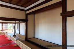 床の間・黒柿の床框・化粧櫓|高解像度画像サイズ:8688 x 5792 pixels|写真番号:5DSA1303|撮影:Canon EOS 5DS
