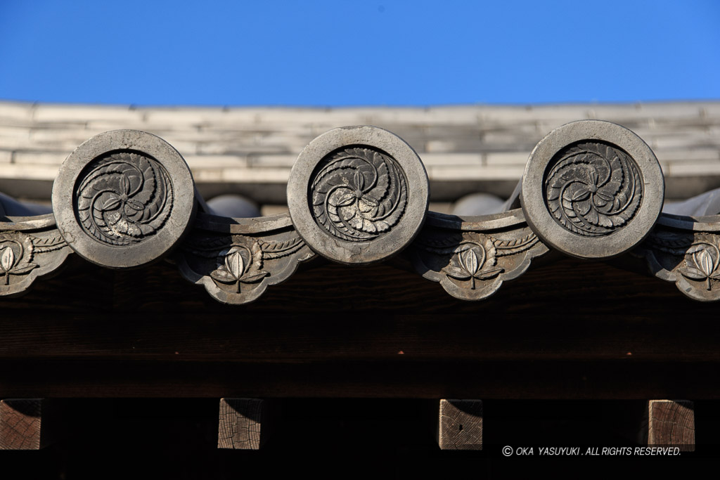 黒田家廟所移築門・心光寺