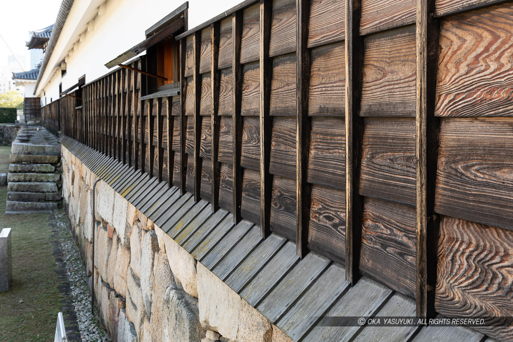 広島城多聞櫓の水切屋根