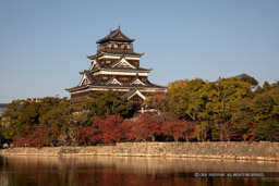 夕日に染まる広島城（黄昏）｜高解像度画像サイズ：6720 x 4480 pixels｜写真番号：5D4A4415｜撮影：Canon EOS 5D Mark IV