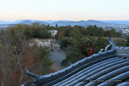 伊賀上野城天守から筒井古城を望む｜高解像度画像サイズ：5184 x 3456 pixels｜写真番号：1DX_6441｜撮影：Canon EOS-1D X