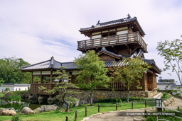 池田城天守風復興櫓 | 高解像度画像サイズ：2160 x 1440 pixels | 写真番号：122-2248_IMG | 撮影：Canon EOS D30