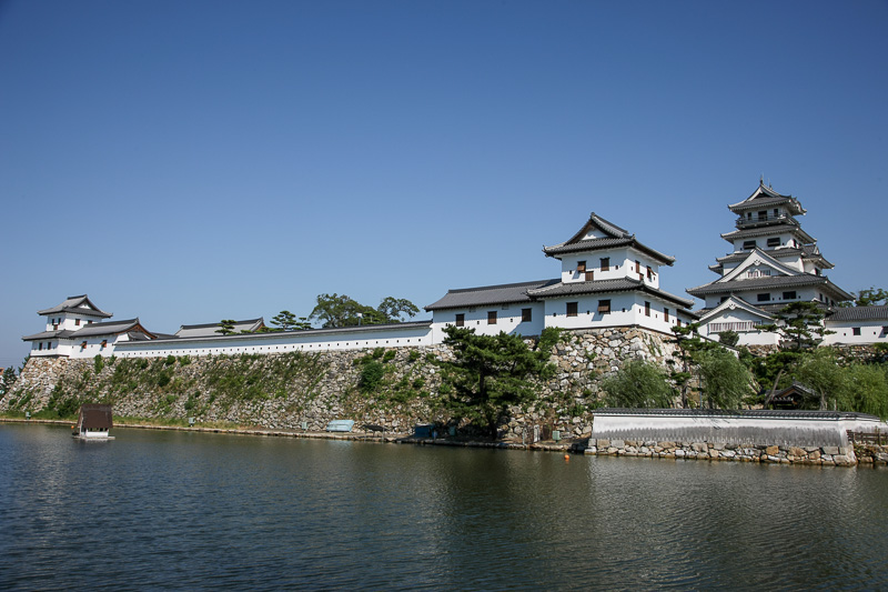 山里櫓と武具櫓と復興天守