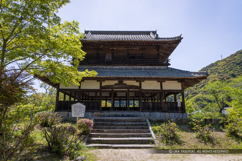 錦雲閣東面