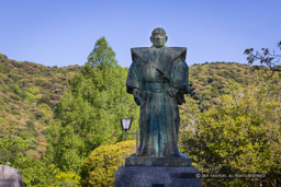 吉川広嘉銅像｜高解像度画像サイズ：8192 x 5464 pixels｜写真番号：344A3211｜撮影：Canon EOS R5