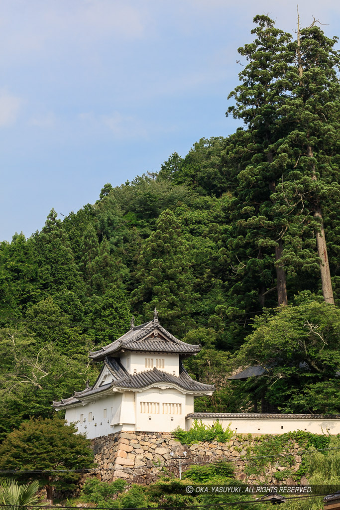 出石城本丸西隅櫓・山麓イメージ・縦アングル