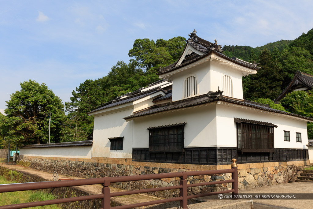 経王寺の望楼形鐘楼