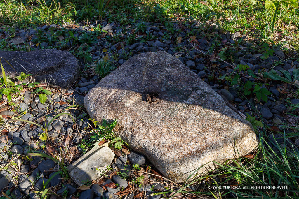 二ノ丸御殿の礎石