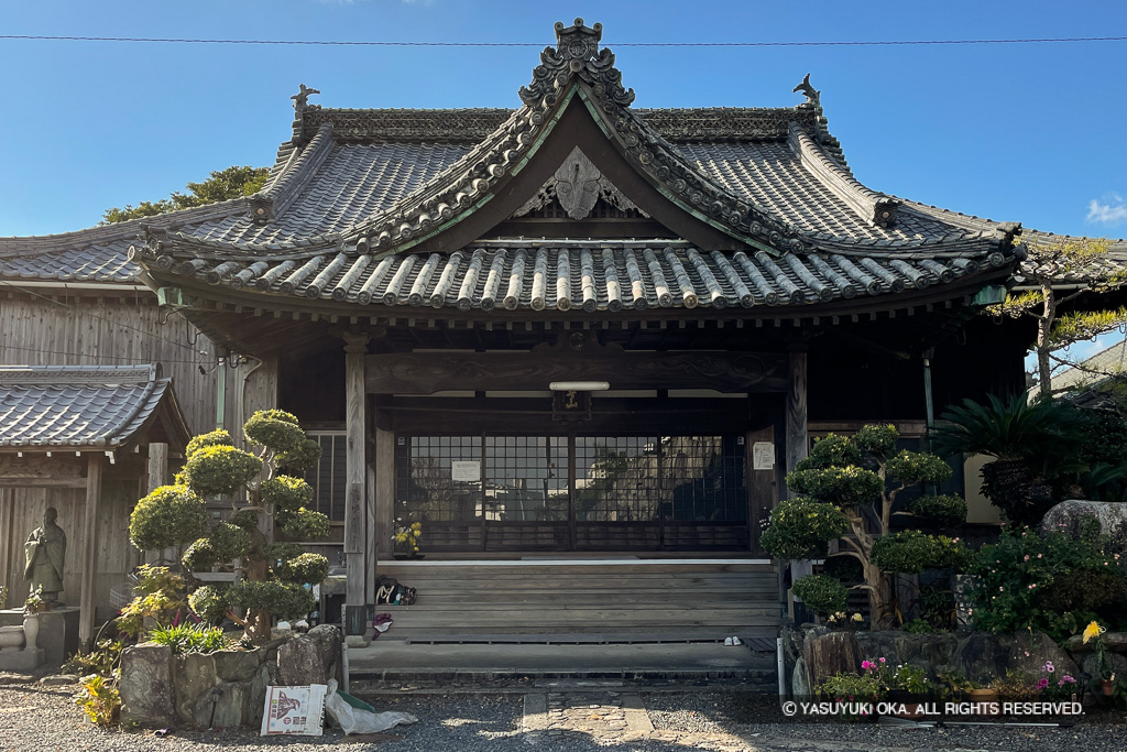 亀山城二の丸御殿の式台・書院移築（遍照寺）