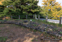 御殿の庭築山 | 高解像度画像サイズ：7838 x 5228 pixels | 写真番号：344A6636 | 撮影：Canon EOS R5