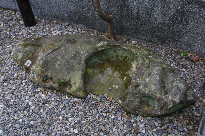 弁慶の腰掛石