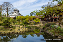 池泉回遊式庭園と天守 | 高解像度画像サイズ：7412 x 4944 pixels | 写真番号：6F1A6156 | 撮影：Canon EOS R5m2